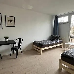 In - G5 Kwatera prywatna Warszawa